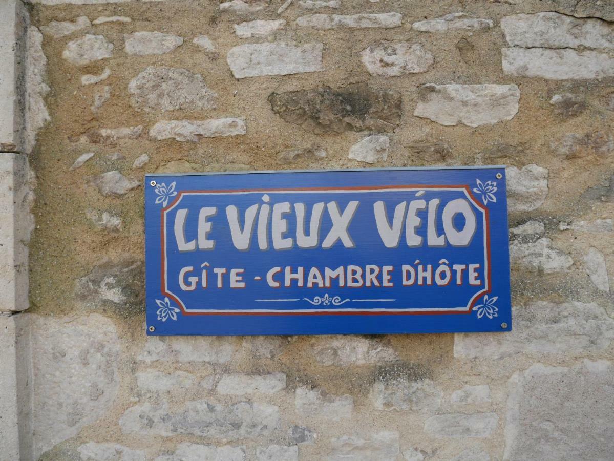 Le Vieux Velo Panzió Chaptuzat Kültér fotó